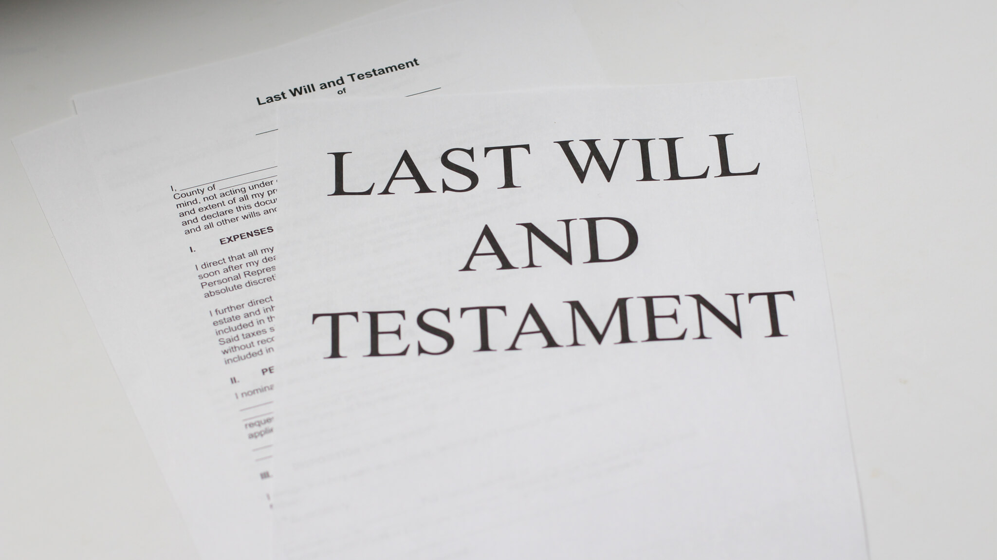 Do You Know the Difference Between A Will and A Trust?